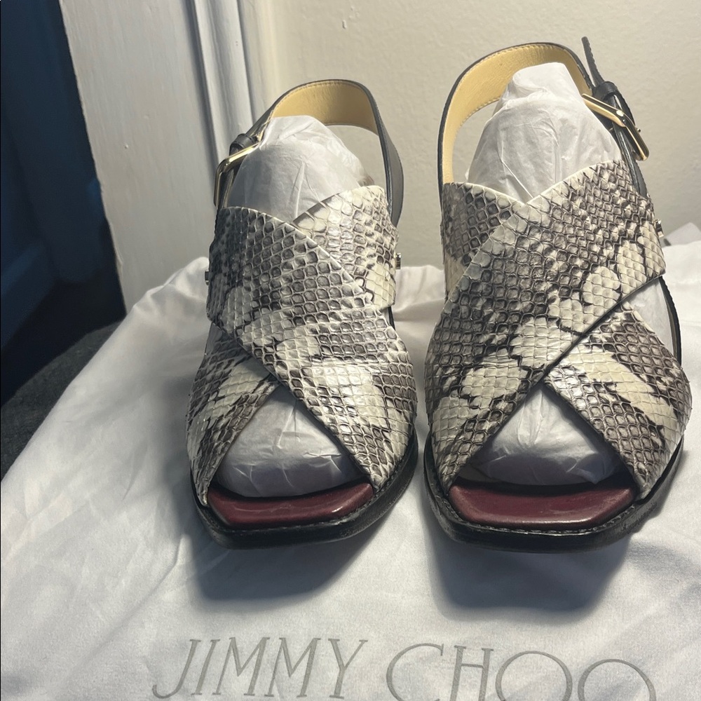 Jimmy Choo Snakeskin Patterned Women's Sandals size 38 like new - Picture 4 of 5